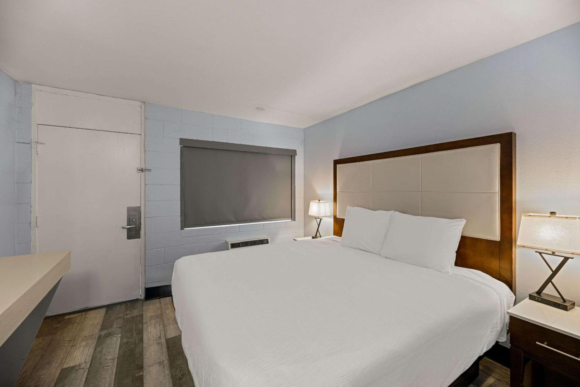 Rodeway Inn 미들랜드 외부 사진